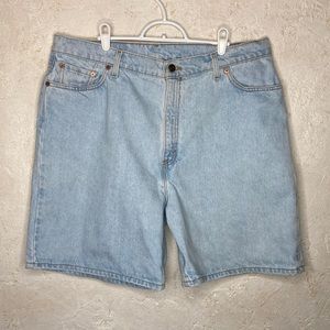 Vintage 522 Levi’s Jean Shorts